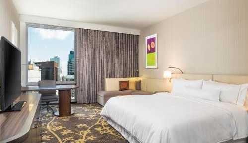 Junior Suite, 1 King, City view