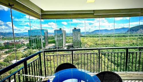Three-Bedroom Apartment with Mountain View