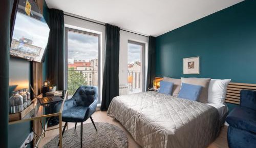 Superior Apartment with Balcony