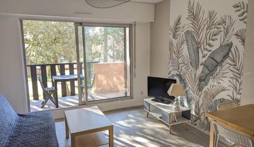 Apartment with Park View