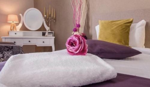 Small Twin Room