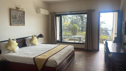 Double Room with Mountain View