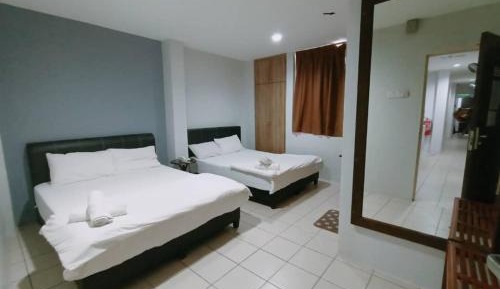 Deluxe Family Room