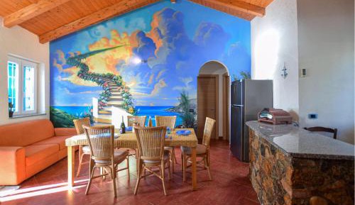 Four-Bedroom Holiday Home