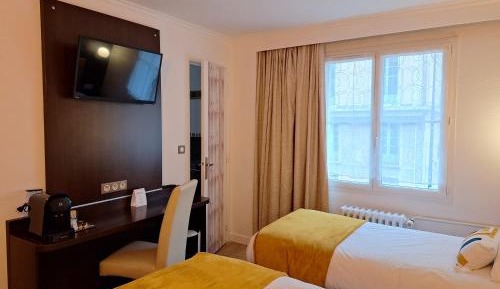 Superior Triple Room