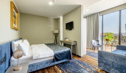 Junior Suite with Terrace