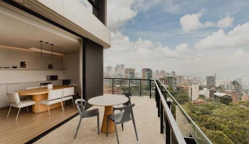Deluxe One-Bedroom Apartment with City View