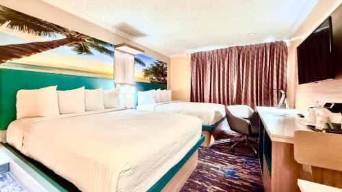 Queen Room with Two Queen Beds - Mobility Access/Non-Smoking