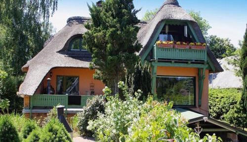 Three-Bedroom Holiday Home 