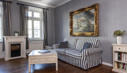 One-Bedroom Apartment with Garden View