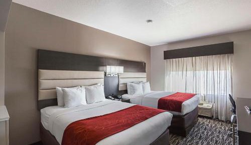 Queen Suite with Two Queen Beds - Non-Smoking