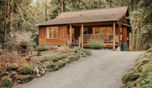 Two-Bedroom Cabin 