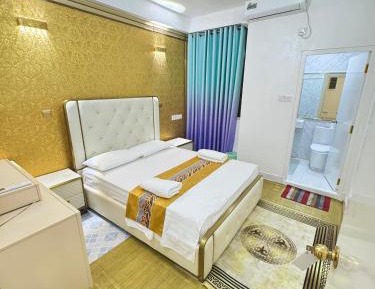 Deluxe Double Room with Shower