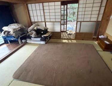 Japanese-Style Room