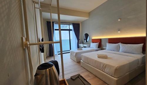 Deluxe Double Room with Balcony