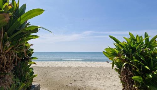 Villa - Beach Front