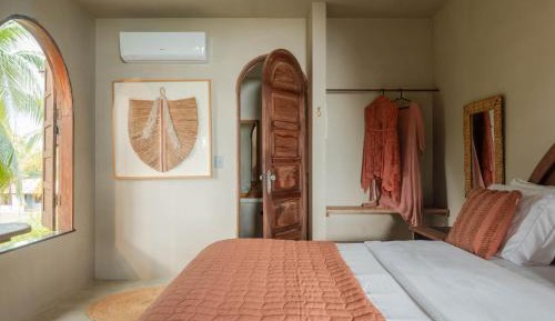 Double Room with Balcony and Sea View