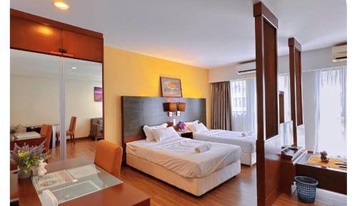 Deluxe Suite
