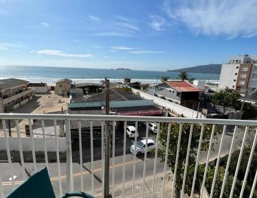 Deluxe Suite with Sea View