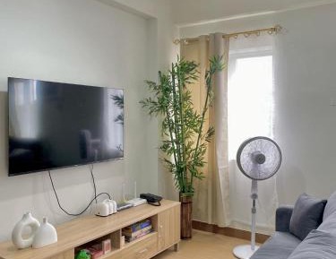 One-Bedroom Standard Apartment
