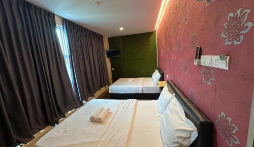 Deluxe Family Room