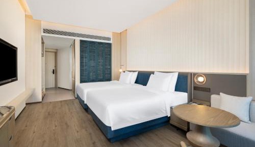 Twin Room with Balcony