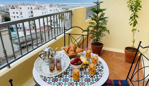 Two-Bedroom Apartment with Terrace and Sea View
