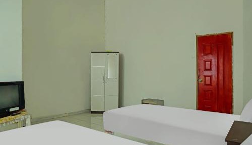 Economy Twin Room