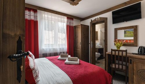 Deluxe Family Room