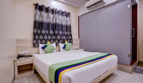 Deluxe Double Room with Extra Bed