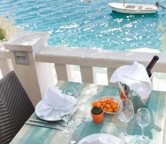 Double Room with Balcony and Sea View