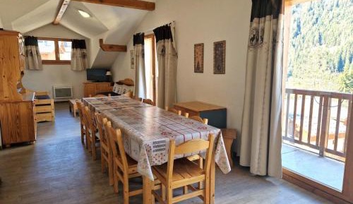 Apartment (12 adults)