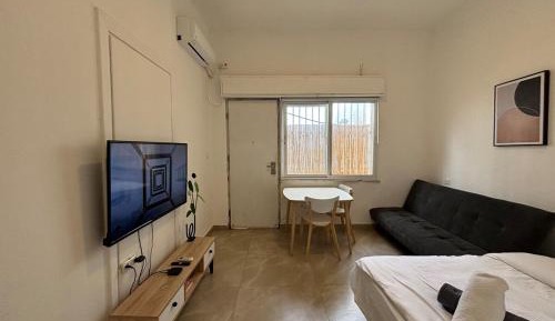 Studio with Balcony