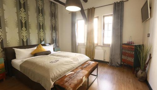 Triple Room with Private Bathroom