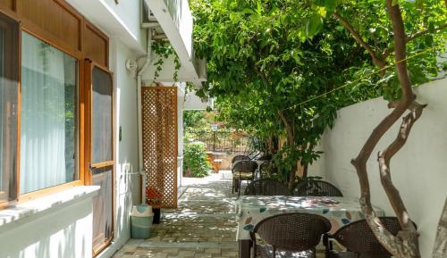 Quadruple Room with Garden View