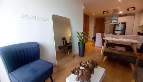 Apartment with City View