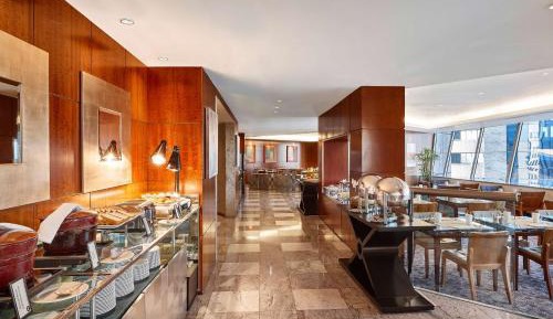 King Bed Executive Room with Breakfast and Happy Hour at the Executive Lounge