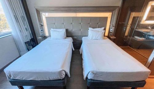 Superior Apartment with Twin Beds