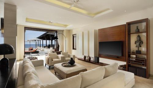 Villa with Sea View