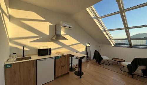 Queen Suite with Sea View