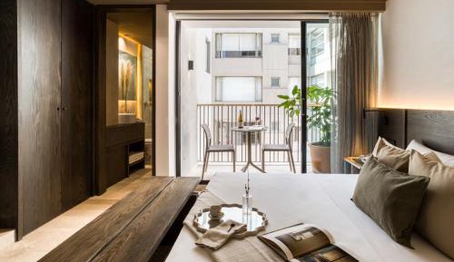 Apartment with Balcony