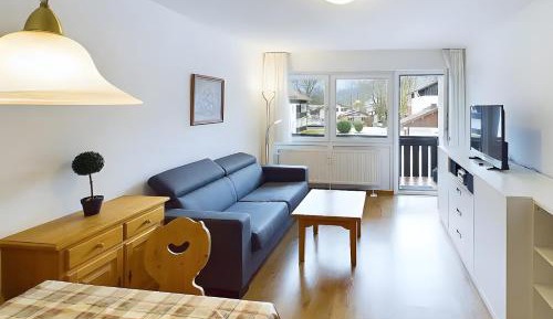 Superior One-Bedroom Apartment with Balcony