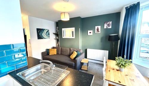 Flat 2 One-Bedroom Apartment