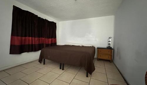King Bed Non-Smoking