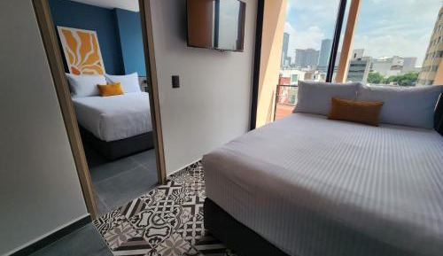 Two-Bedroom Deluxe Apartment with Balcony