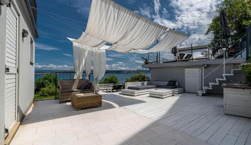 Studio with Terrace
