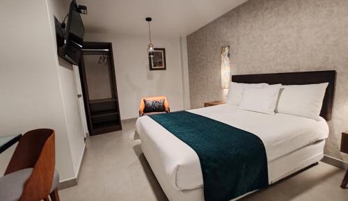 Large Double Room