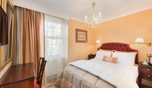 Deluxe Double Room with Shower
