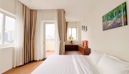Deluxe Double Room with Balcony