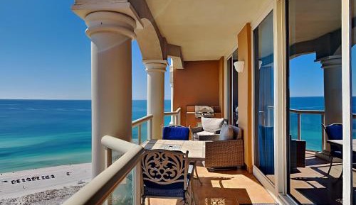 Two-Bedroom Apartment with Ocean View